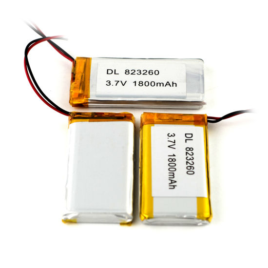 Bateria recarregável de polímero de lítio 3.7V 823260 1800mAh Células de bateria de polímero de lítio para banco de energia móvel